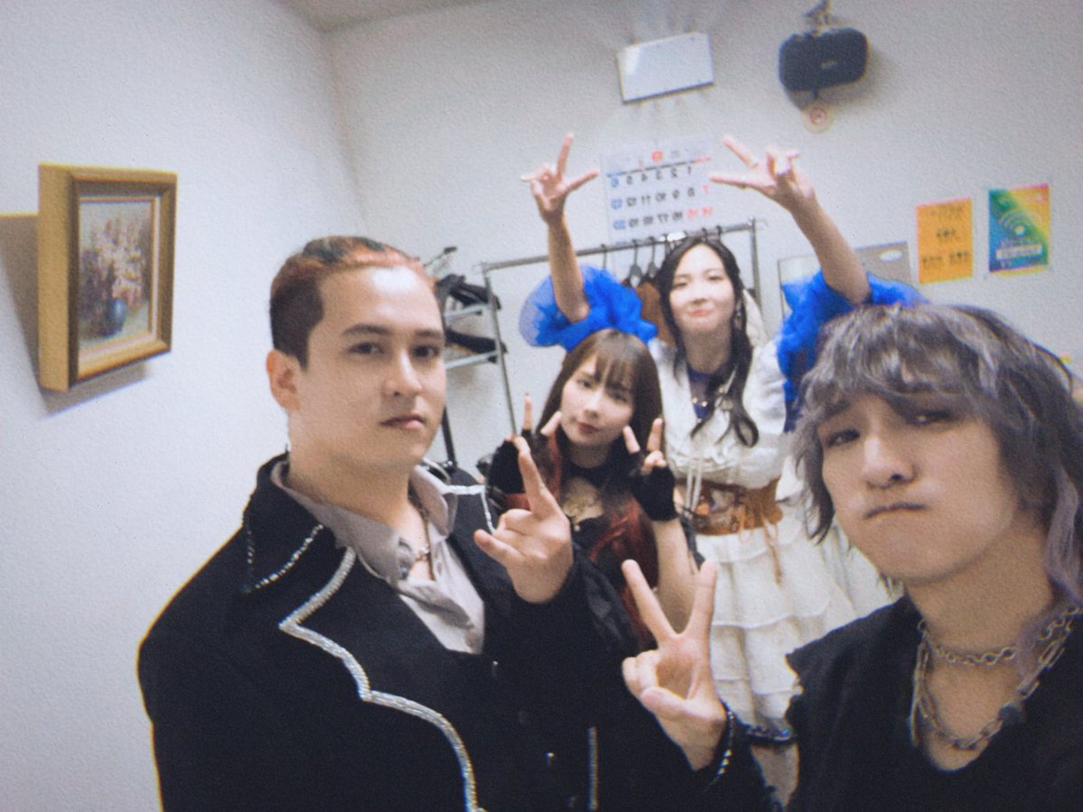 一緒に📷
#メギコン #メギド72 #メギド