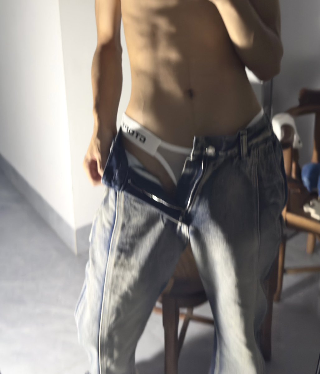 许 (@sncjapf0xe7wbg1) on Twitter photo 