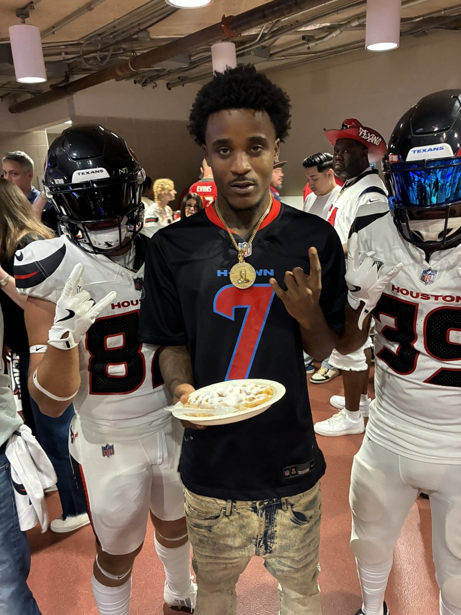 OLE_Brando's tweet photo. @HoustonTexans https://t.co/c9UOyeY8yP