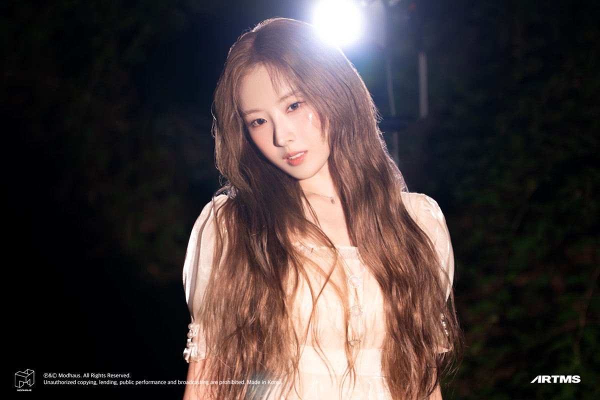 G08SyHOaEAI81AF?format=jpg&name=medium