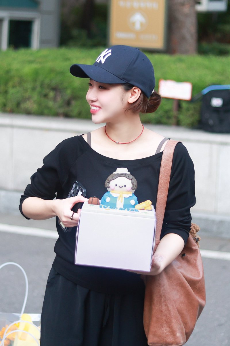 두 번째 뮤지컬도 첫공부터 막공까지 축하해 줄 수 있어서 행복했어요🫶

브로드웨이 최고의 스타 유정 페기 남은 지방 공연도 파이팅🤍✨

#최유정