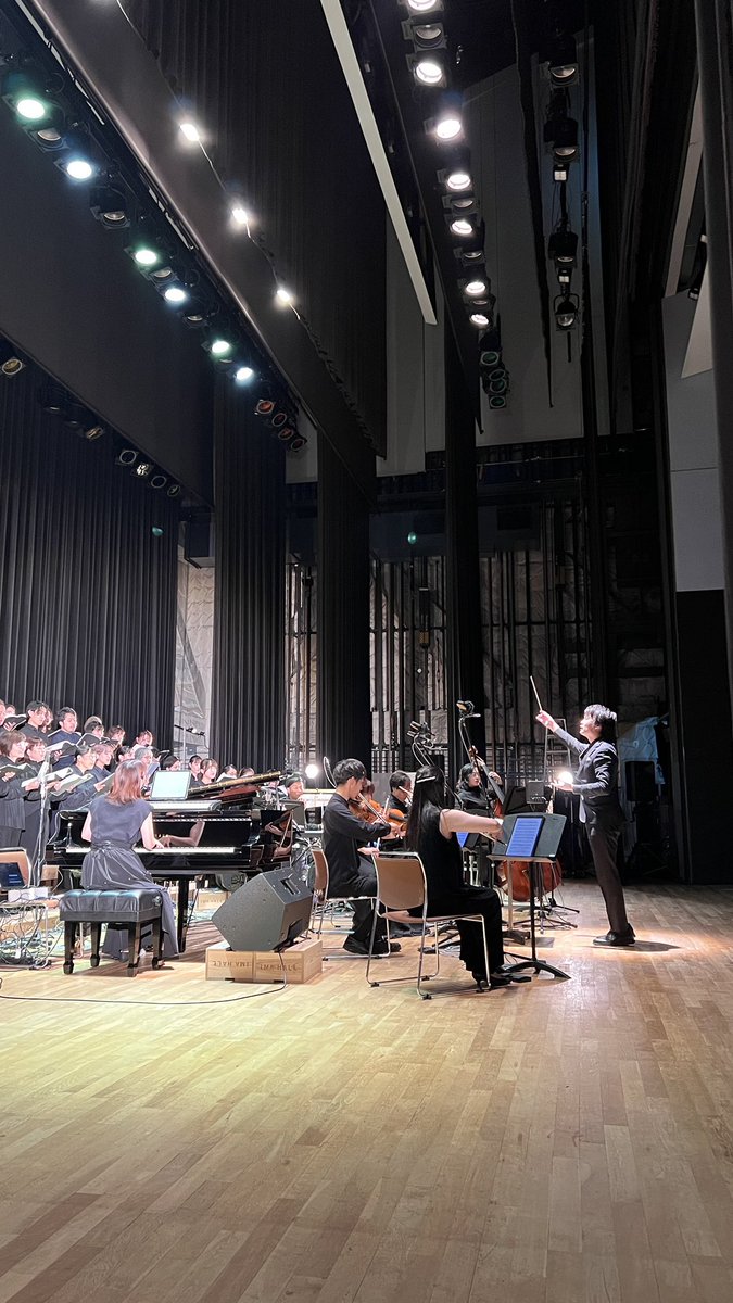 backroomboys_pj's tweet image. ━━━*＼感想お待ちしてます／*━━━

     『Backroom Boys Ⅶ
　　　　　　〜ミュージカルと合唱〜』

　　ぜひ、感想は
　　　　#ミュージカルと合唱
               #BB7
　　　をつけて、投稿してくださいね！
　　　
　たくさんの投稿、お待ちしています！…