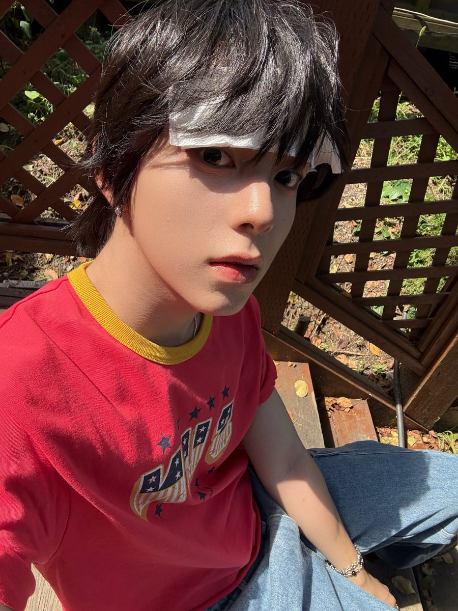 𝗸𝗮𝘆. (semi ia) tweet media