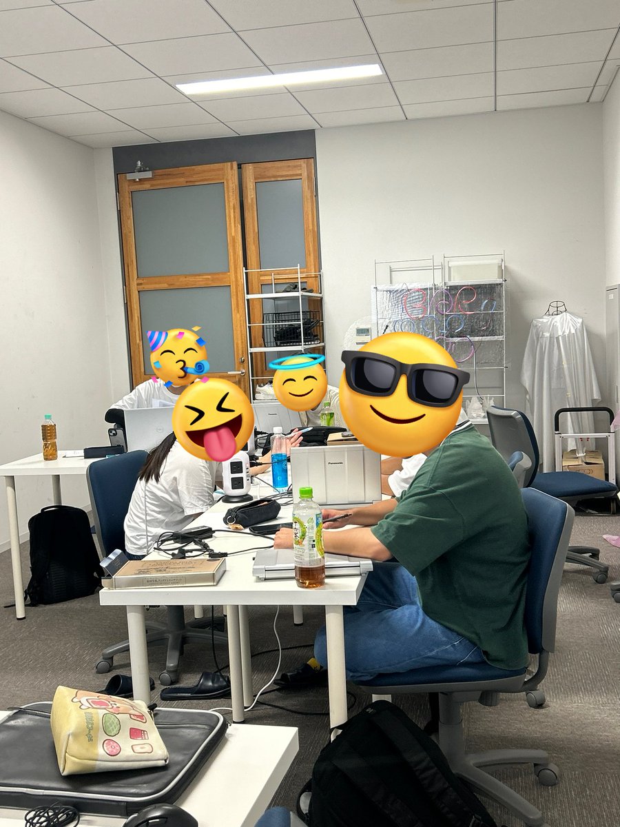 中間報告書の最終確認に入りました❗️👉
お互いに作成した報告書📝を確認しあってブラッシュアップを重ねています❗️