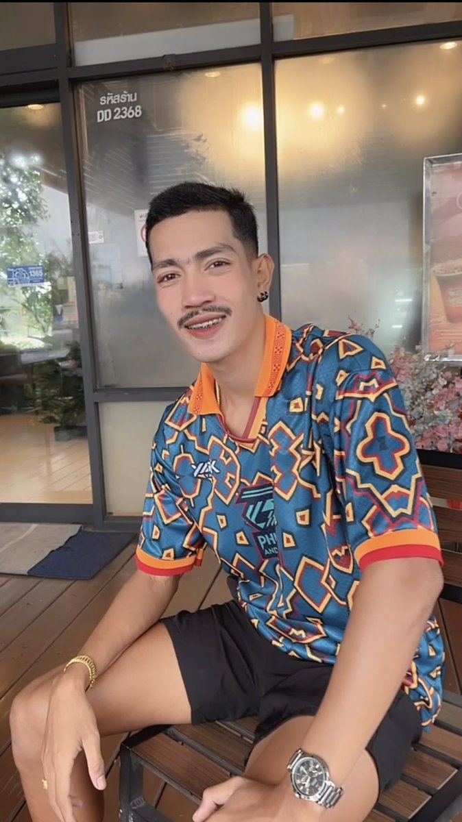 #เค้าว่าผู้ชายมีหนวดน่าหวดจริงป่าว555😜 #นักบอล⚽️ #ภูเก็ต #วิชิต #ในเมือง