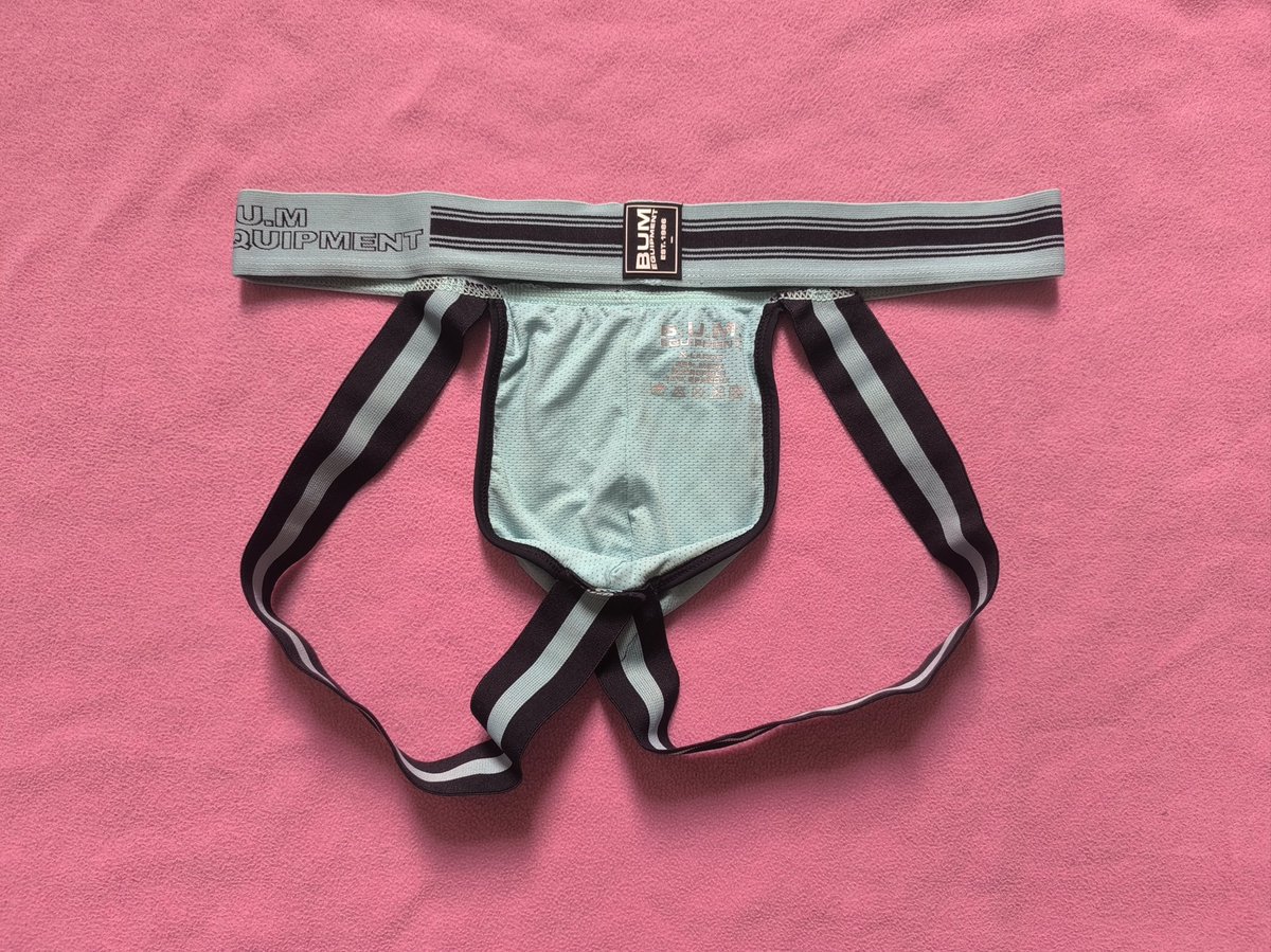 _azyazz_'s tweet photo. BUM Jockstrap
Material mesh microfiber
Size XL

RM6
DM jika berminat https://t.co/TmzYajb4rp