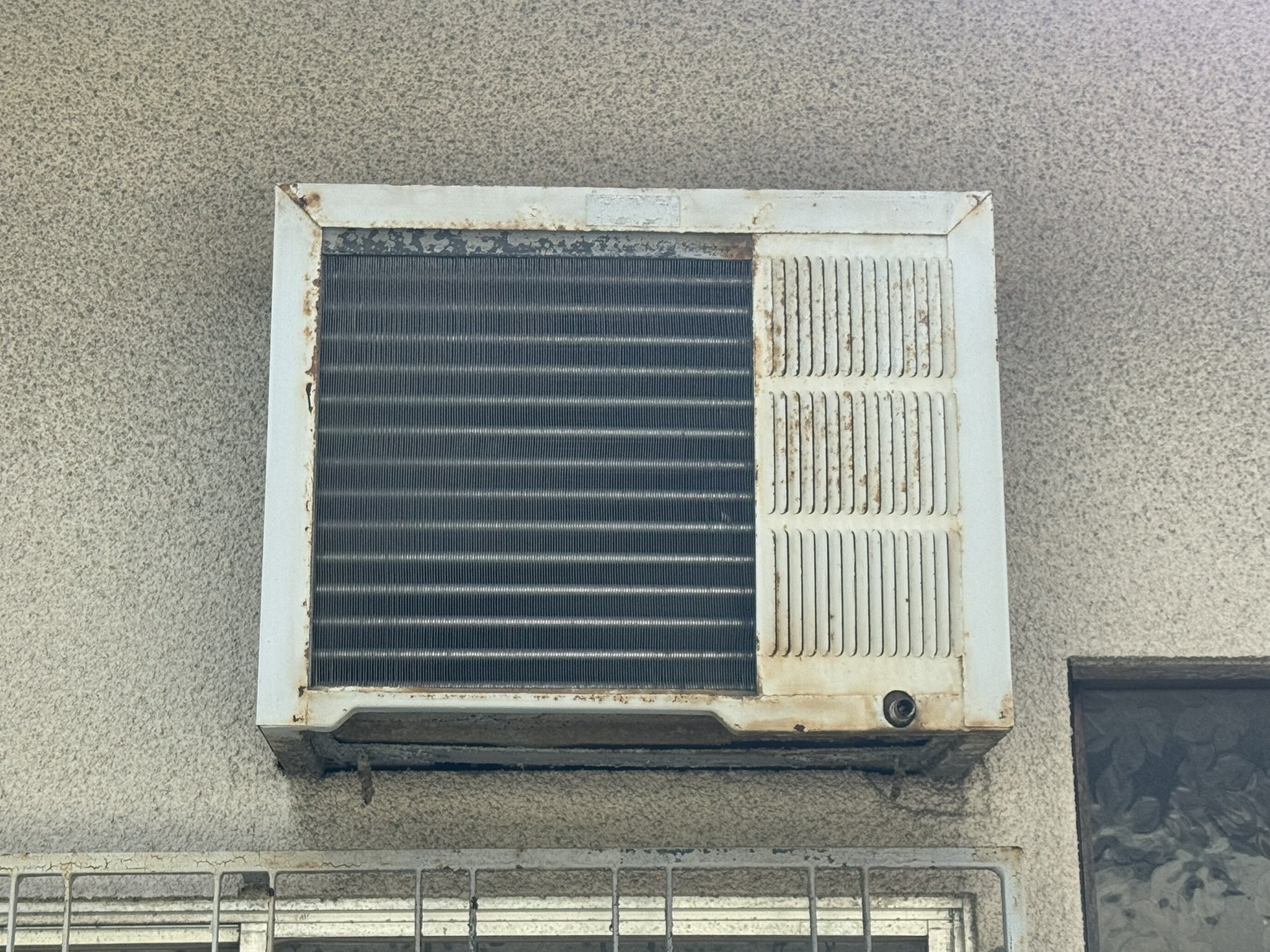 nico.5児のおっかっしゃん　室外機 nico.5児のおっかっしゃん 室外機 AF1F6YCC_200x200.jpg