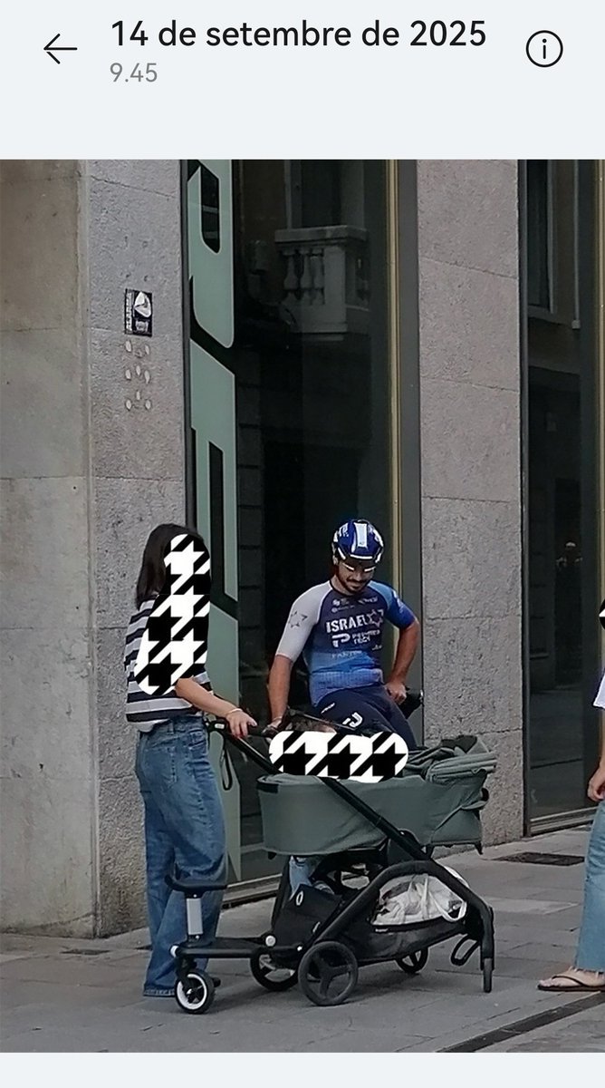 Mentre tota la península és manifesta a Girona entrenen.