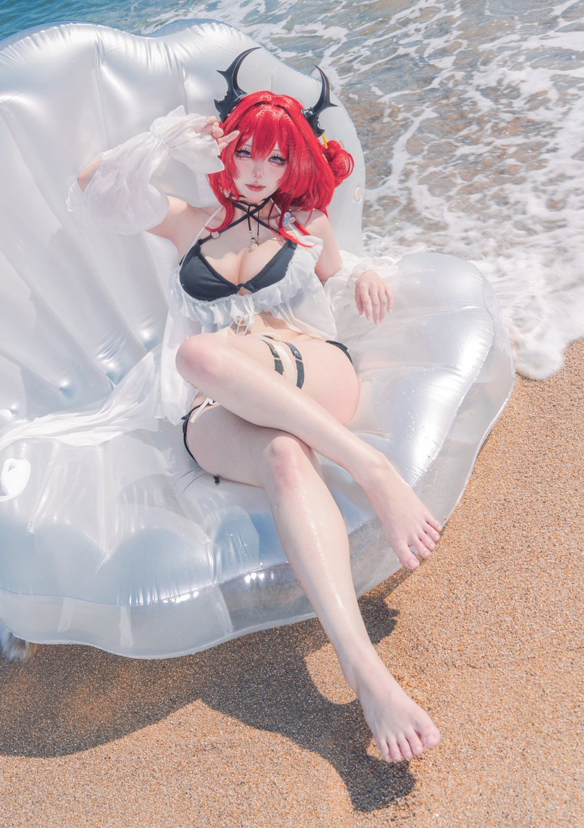 Burduck_Car00's tweet photo. スルト
史尔特尔
Surtr

#Cosplay #コスプレ
#Arknights #明日方舟 #アークナイツ
#Surtr #史尔特尔 #スルト https://t.co/YLDp0sjSMq