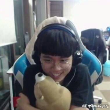 NaxiLan's tweet photo. 搞得我好像是個黑粉(? https://t.co/MakS1DzbHI
