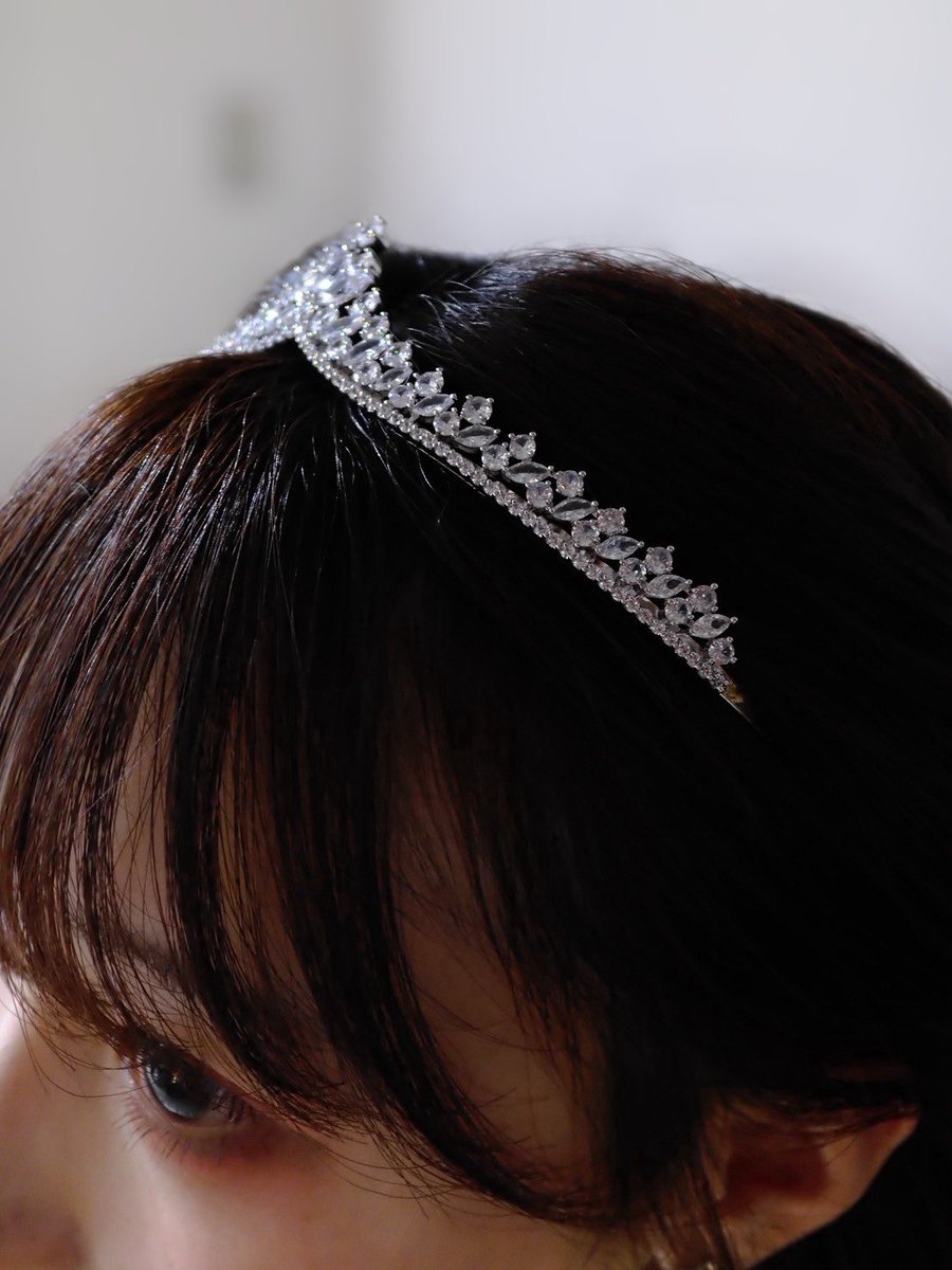 miku_monmon3939's tweet photo. 結婚💍

ウェディングドレスどうかな！

#縦型ドラマ
#makeup美しきサレ妻の逆襲 https://t.co/KfQRjJWVlf