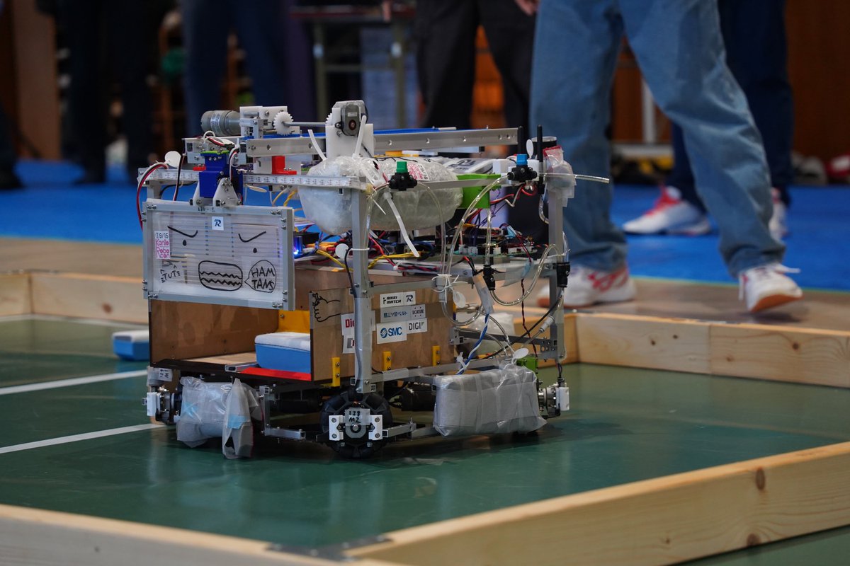 kantouharurobo's tweet image. 試合の様子です