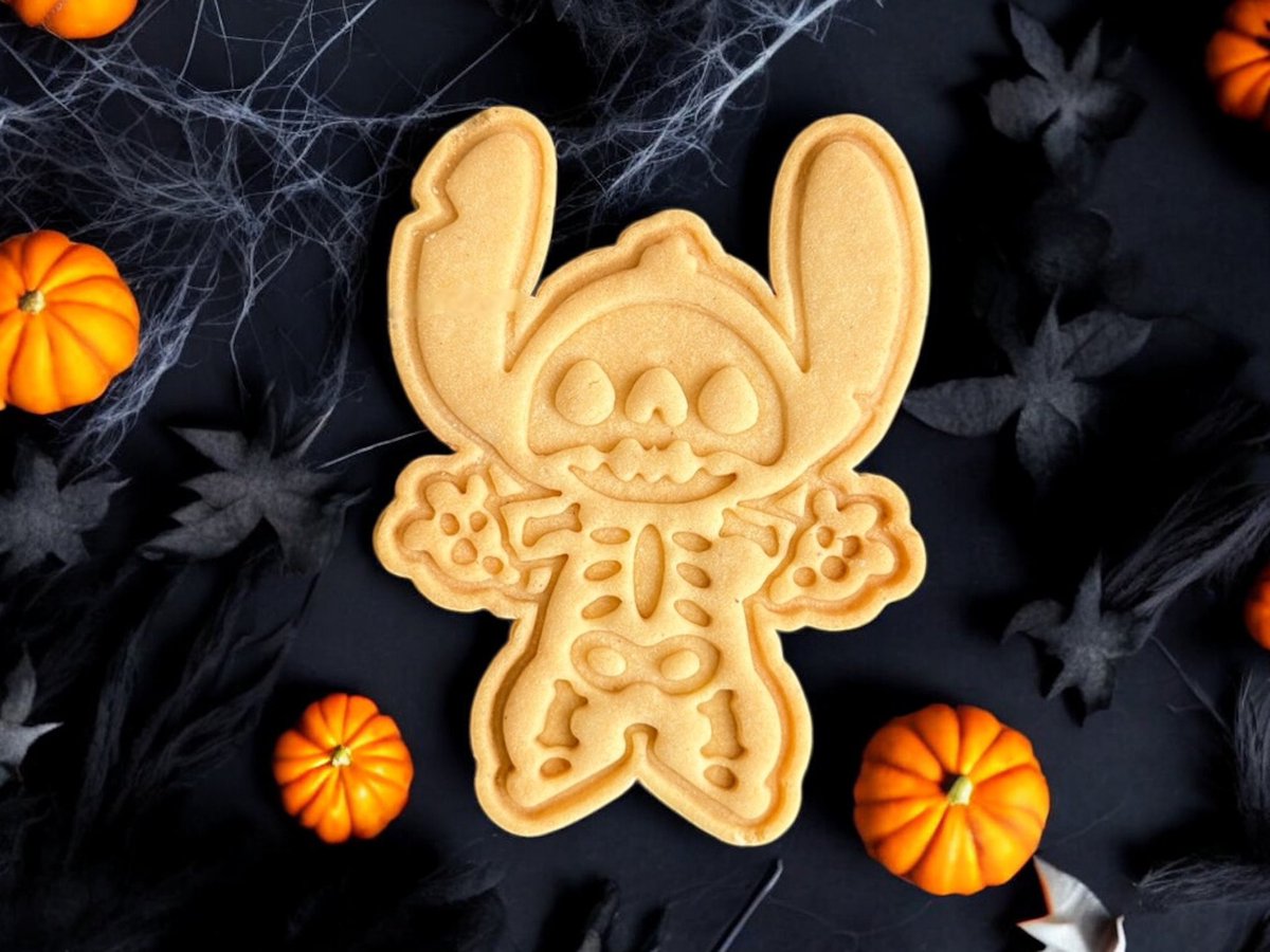 LittleCookiieFR's tweet photo. Emporte-pièce stitch Halloween 
#Halloween #Halloween2025 #stitch #LiloAndStitch 

https://t.co/I51aRoZyD3 https://t.co/h2uTPAewwO