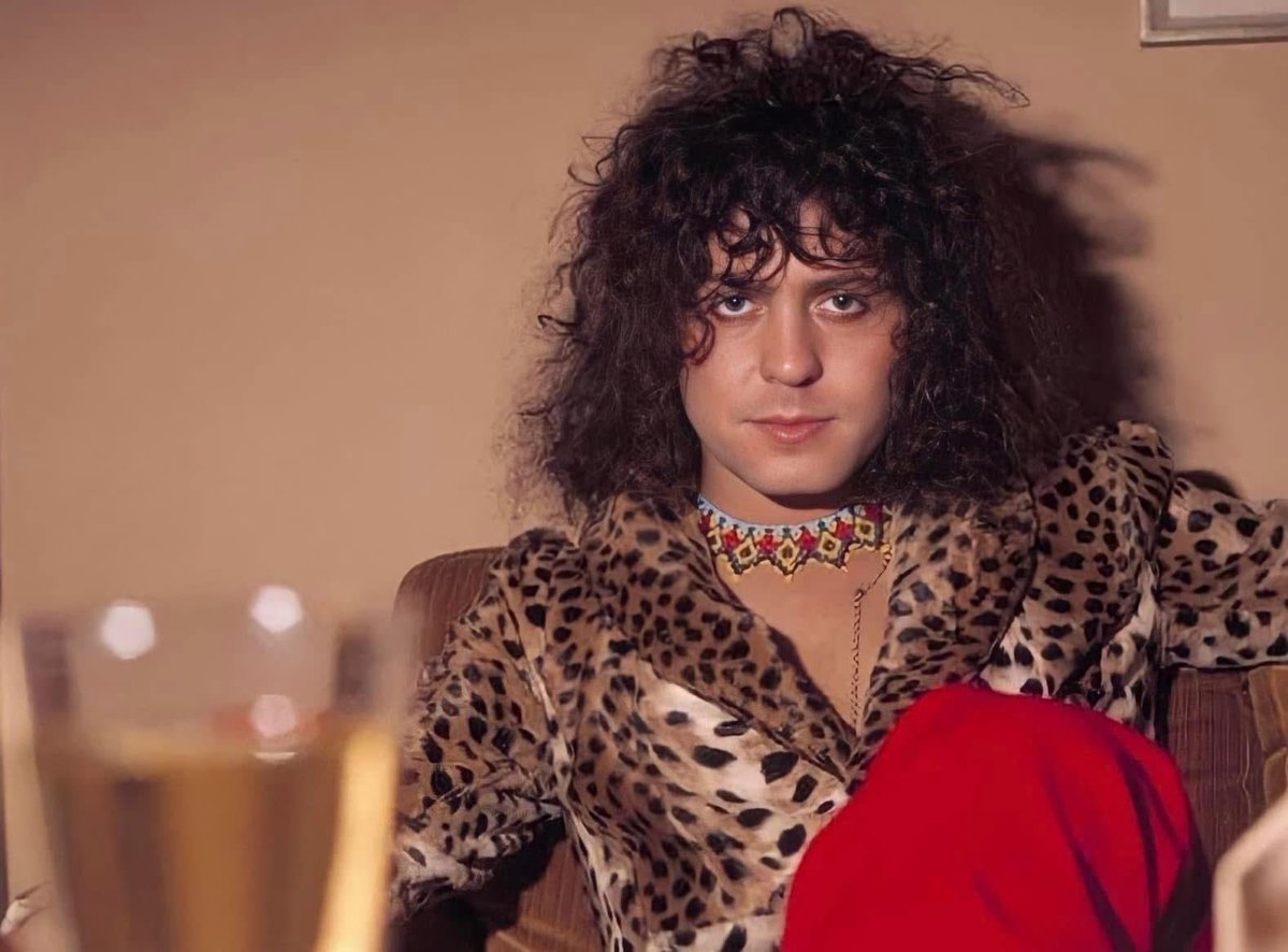 Ade Belcher (@adeyb67) on Twitter photo In memory of T.Rex legend Marc Bolan who was tragically killed in a car crash days before his 30th birthday
30 September 1947 – 16 September 1977
📷 Jorgen Angel
<a href="/NewWaveAndPunk/">PunkAndNewWave</a> #marcbolan #TRex #70s #music #OnThisDay In memory of T.Rex legend Marc Bolan who was tragically killed in a car crash days before his 30th birthday
30 September 1947 – 16 September 1977
📷 Jorgen Angel
<a href="/NewWaveAndPunk/">PunkAndNewWave</a> #marcbolan #TRex #70s #music #OnThisDay