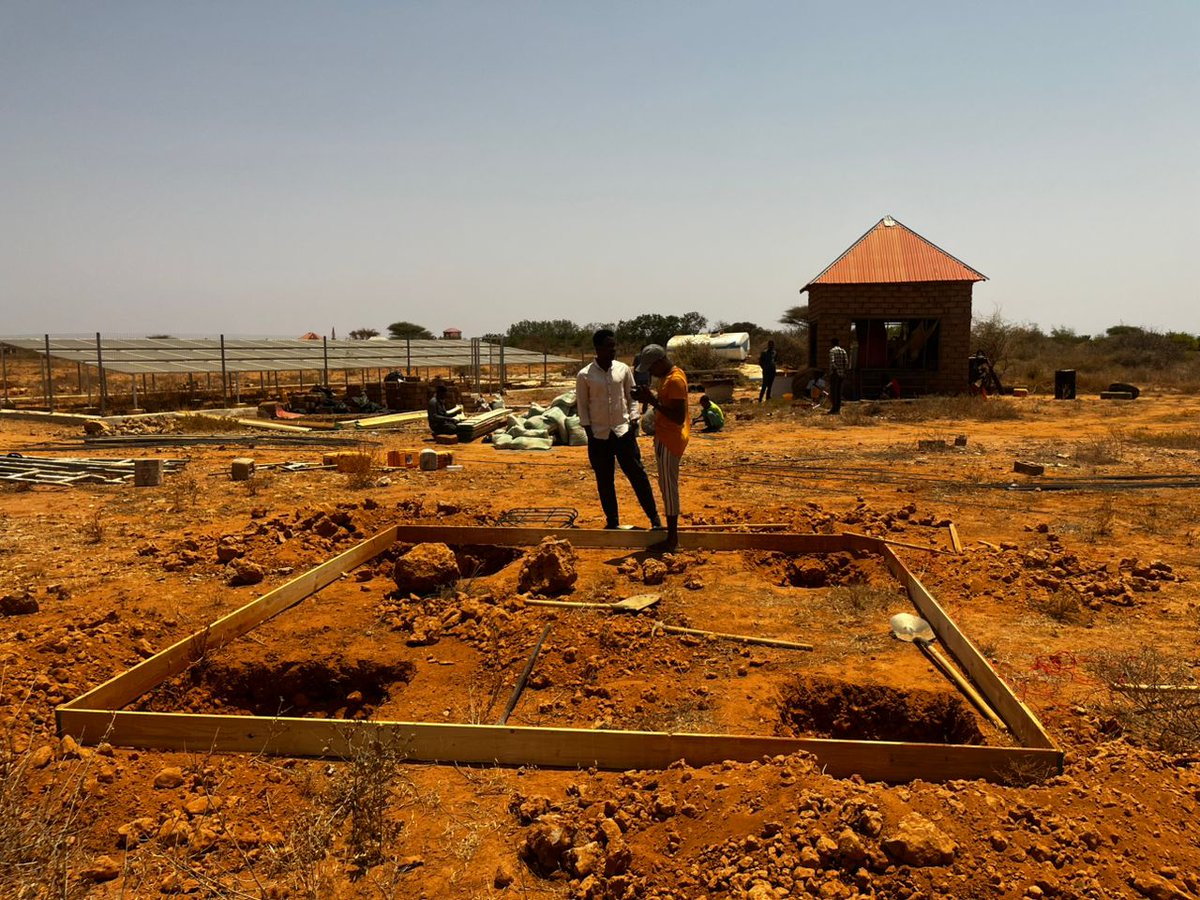 SDCSOM's tweet image. JRP2 Field Update | #Goldogob
@SDCSOM &amp;amp; contracted engineers completed site visits, clearing the way for key works: water storage, fencing &amp;amp; solar systems. 🚜💧
Work is already underway on a reservoir—boosting resilience &amp;amp; sustainable access to resources. 
Stay tuned for more!