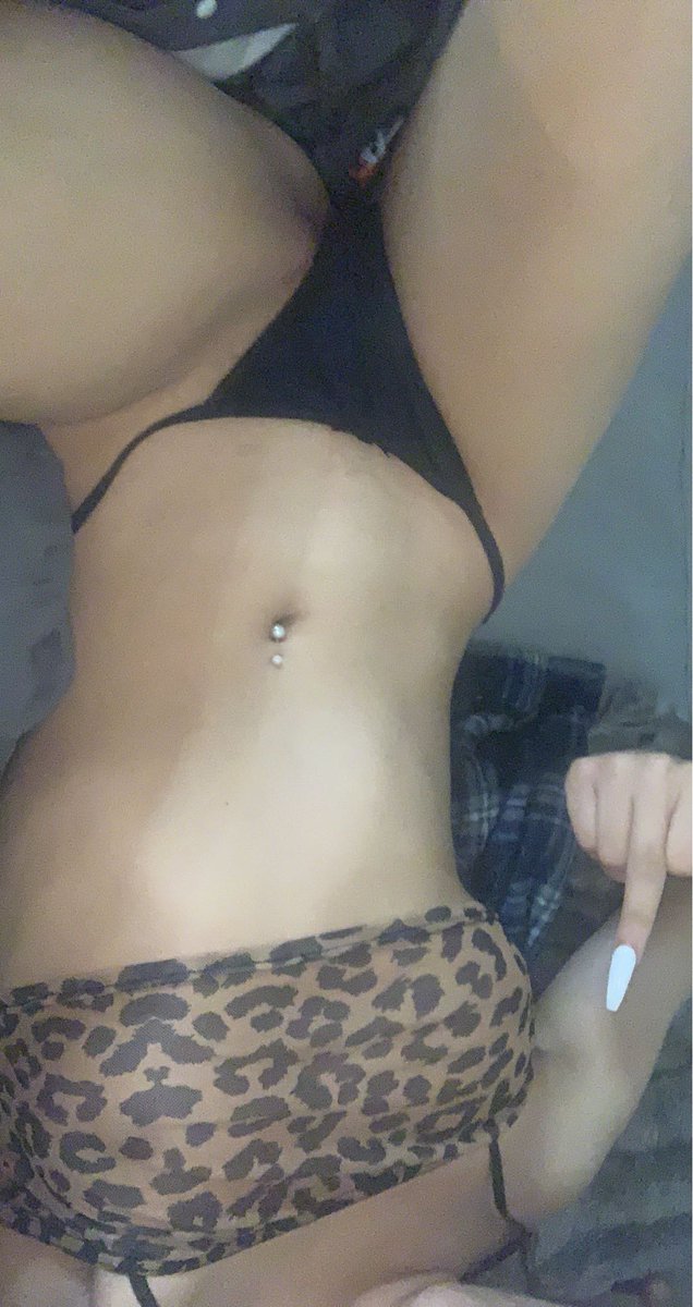 ivyy_sinclair's tweet photo. link in bio to chat with me ;) https://t.co/BASx6ah1Ed