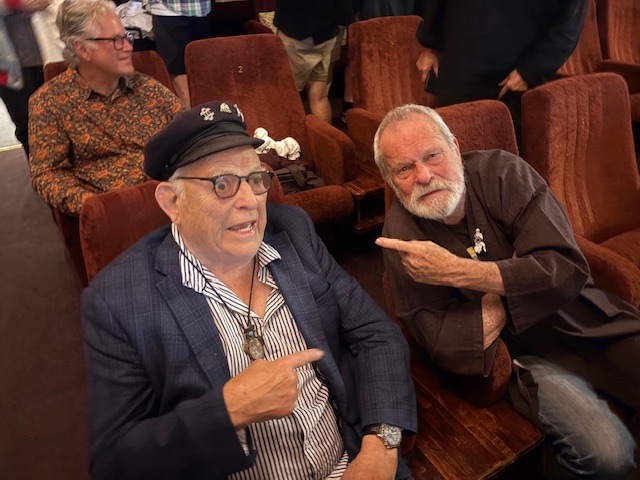 SteadmanArt's tweet image. #SitWithAStrangerDay No one is stranger than Terry Gilliam...

#RalphSteadman #FNGRFilmScreening