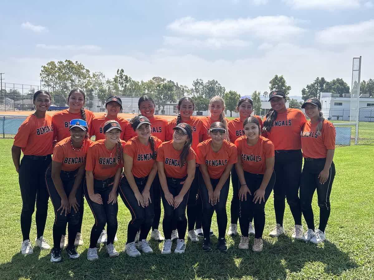 Introducing the new schedule and new team. Can’t wait to compete with our new, very talented teammates. <a href="/briggze6/">Roseann Briggs</a> <a href="/Marlece_H/">Marlece Hornbuckle</a> #bscbengals