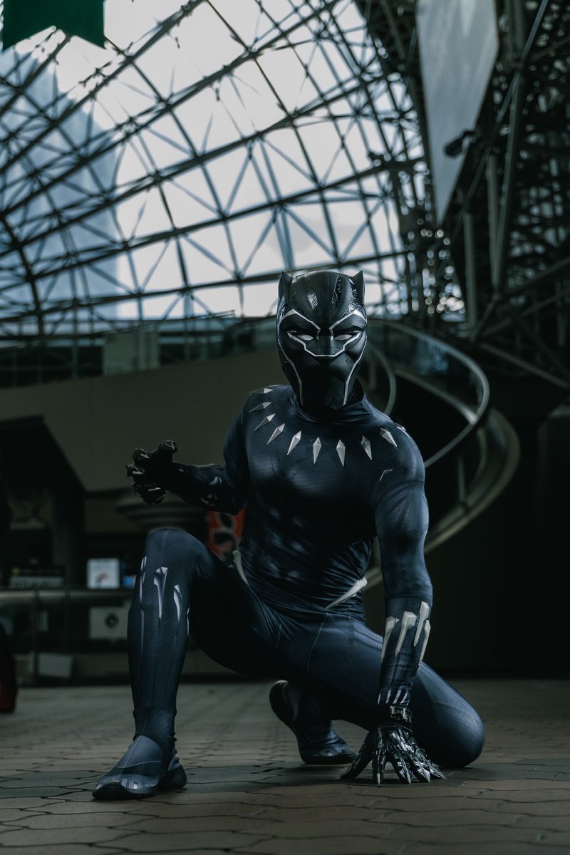 #黒で繋がるみんなの輪