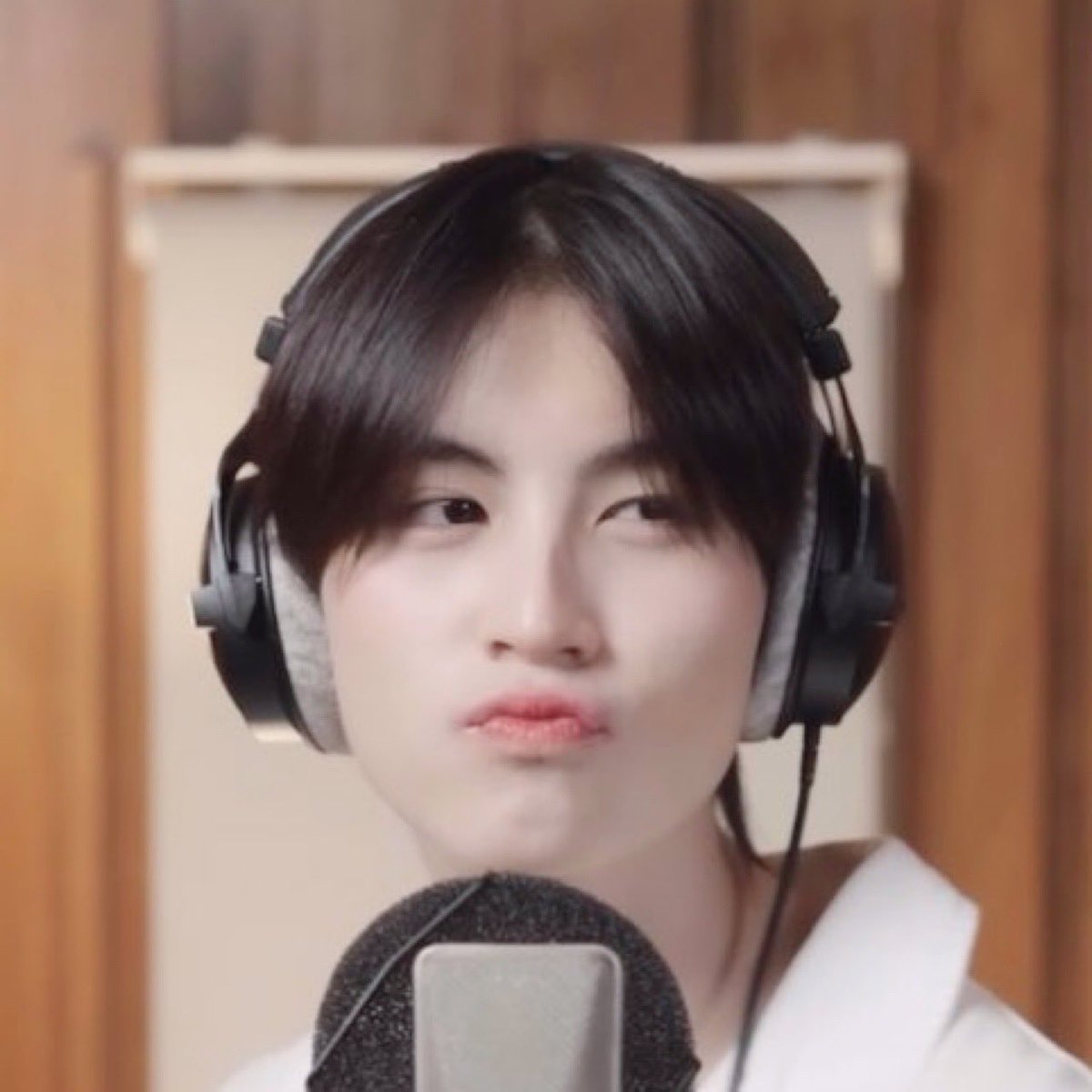 🛼 i (aa) you ^ᴗ^ tweet media