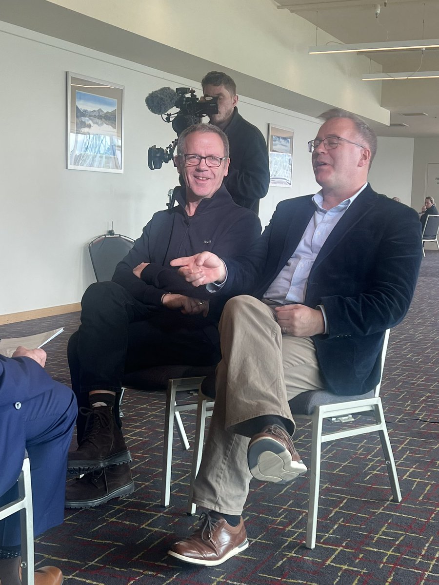 Tom Sherrington tweet media