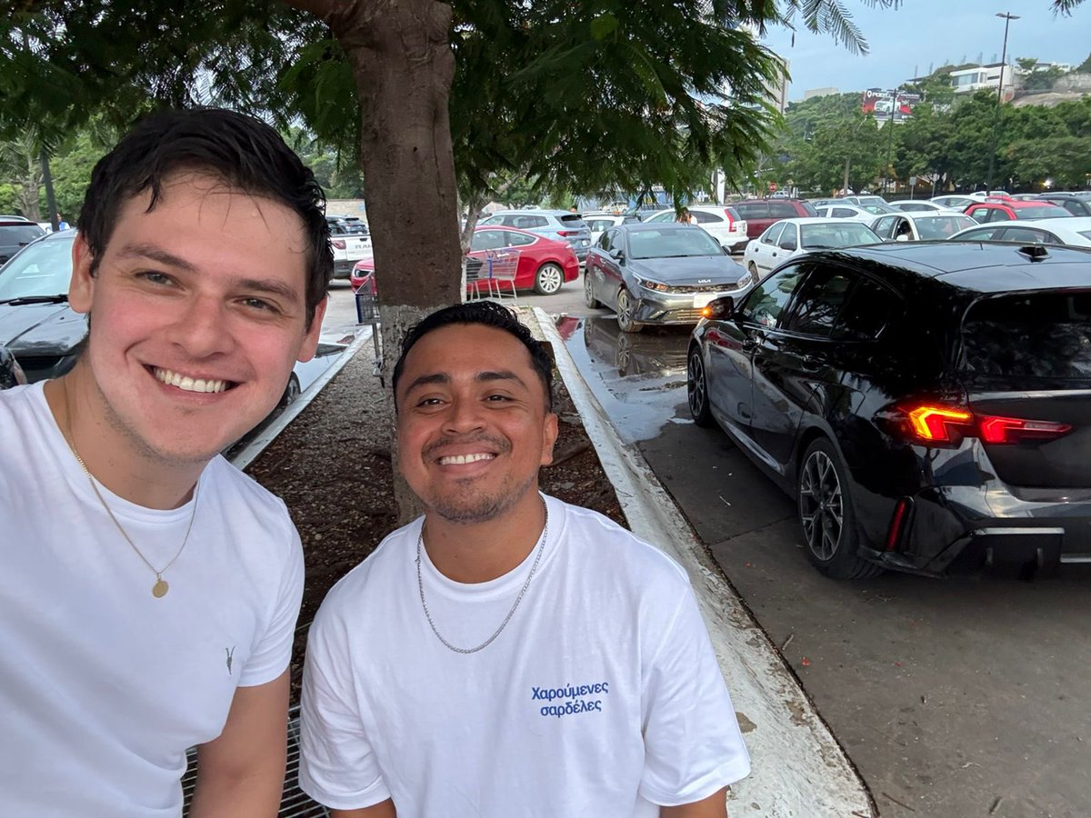 rfchap_root's tweet image. Proverbios 17:17