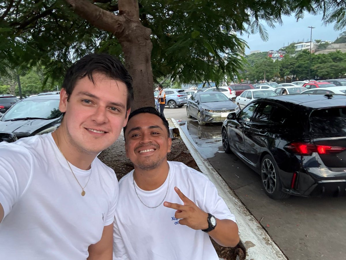 rfchap_root's tweet image. Proverbios 17:17