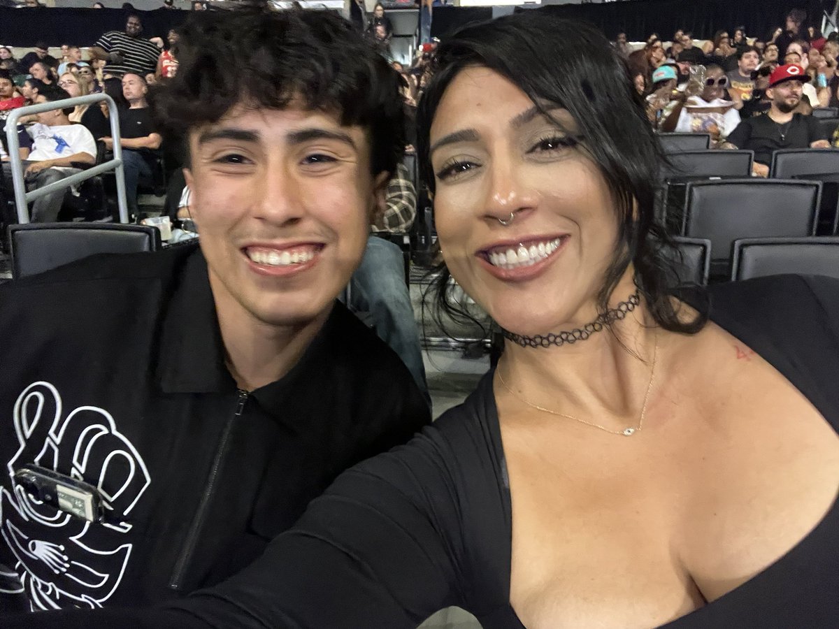 xALLiCATx's tweet photo. Me and my nephew at the lil Wayne concert 🎶 https://t.co/j6aafcFeMH