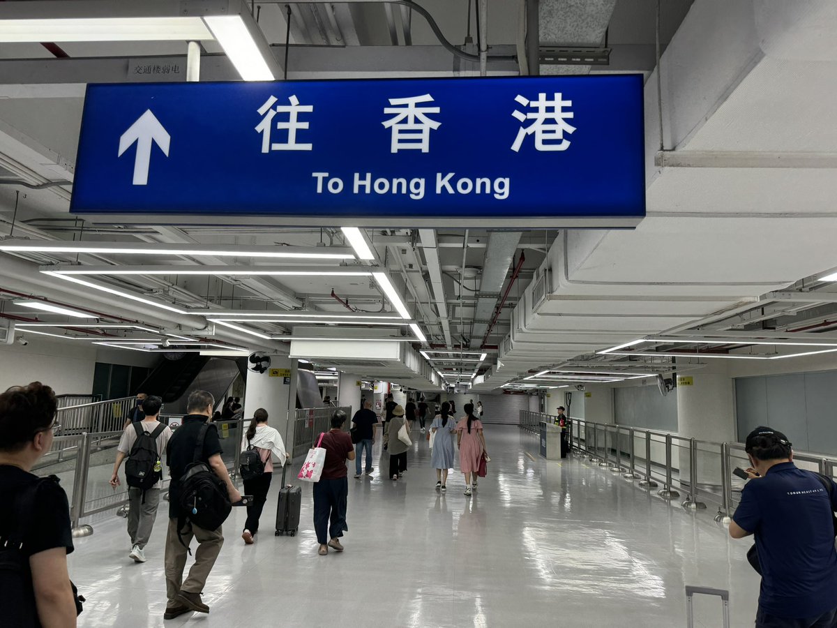 tinvanchen's tweet photo. 今天过境香港 从香港起飞前往日本 
这次是我在日本留学后回国的最长一次时间 预计今晚抵达成田机场
今日香港を経由し、香港から日本へ向けて出発します。今回は日本で留学した後、帰国して過ごした中で最も長い期間となり、今夜成田空港に到着する予定です。 https://t.co/3aJPs79OBO