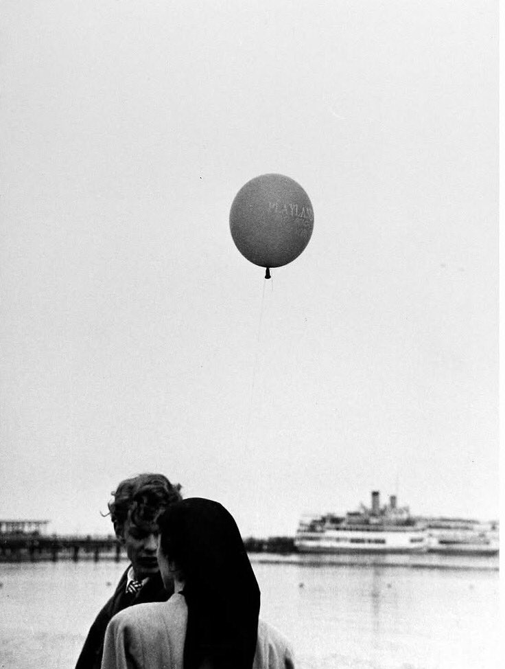 Come Quando Fuori Non Piove

©️Tosh Matsumoto _ 1950 _