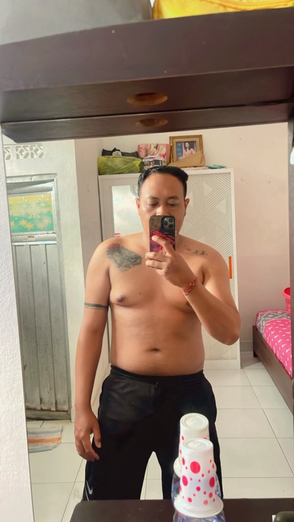 aska_kd's tweet photo. 🐷🐷 https://t.co/hD9ZuscaBi