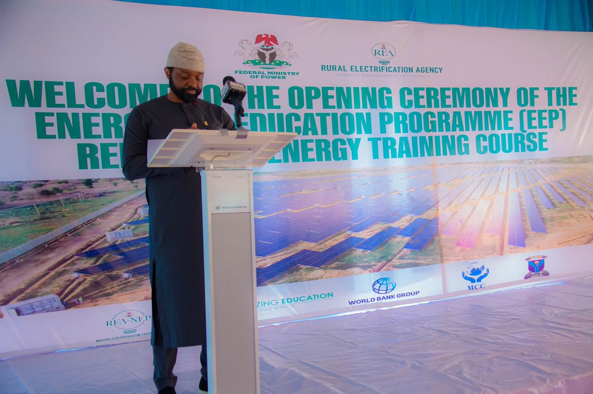 FemiAkinyelure's tweet photo. Over the weekend, we kicked off the Renewable Energy Training Program at the University of Maiduguri, a key milestone under the #EnergizingEducationProgramme (EEP) Phase II, a strategic step towards building local capacity and advancing Nigeria’s move to sustainable energy. https://t.co/J1cM7wMKoJ