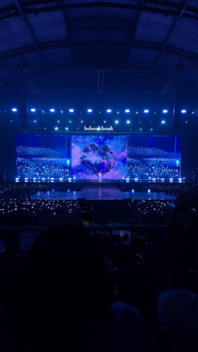 dzzz💨 tweet media