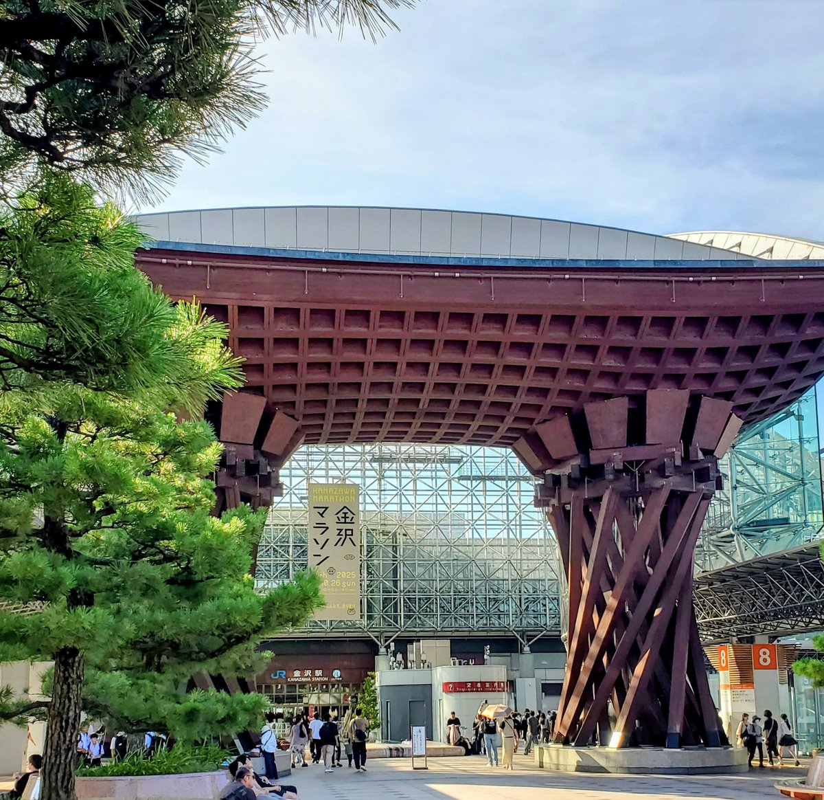 RS_JBW's tweet photo. 金沢駅綺麗やった https://t.co/lkamRH2ZWs