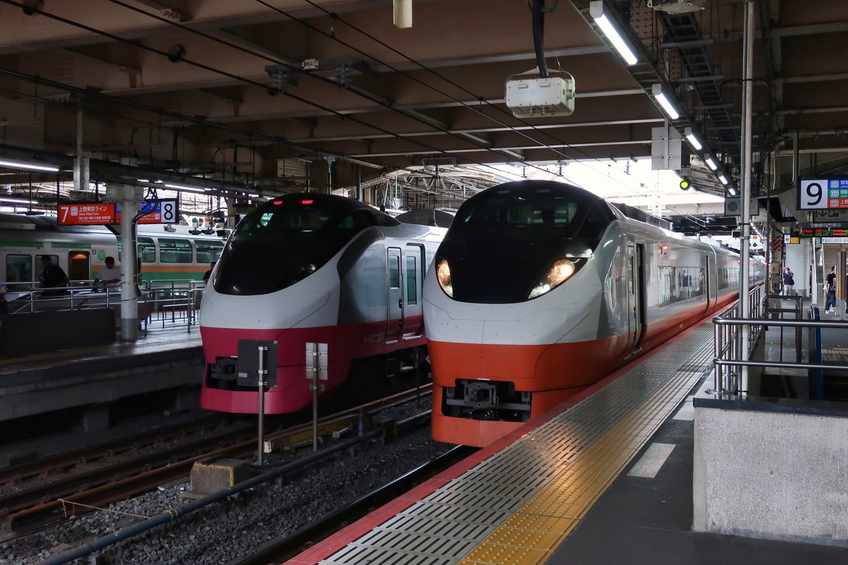 ooseno7100's tweet image. E657系
日立からオレンジ色に乗って、上野で降りたら、隣は紅梅色がいました。