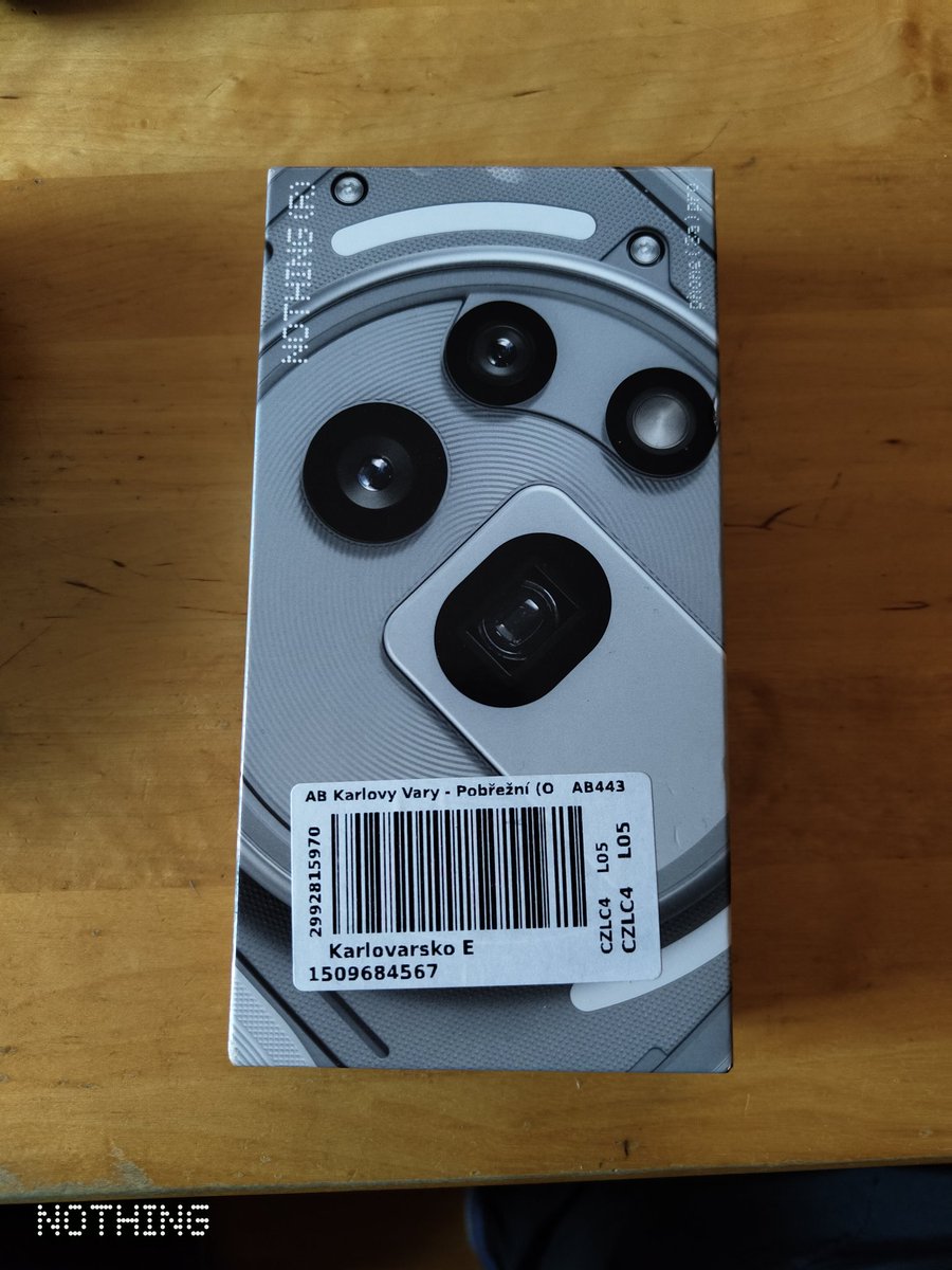 JosefZvolanek's tweet image. #DnesniPosta Nový mobil Nothing @nothing 3a PRO 256 GB/12 GB RAM +8 GB virtuální.  Nothing jako firmu mám moc rád ♥️, druhý mobil můj a sluchátka 🎧 fungují velmi dobře 🙏 Poměr cena výkon a hlavně skoro čistý Android a jemnou nástavbou Nothing 3.2 a pravidelné aktualizace!