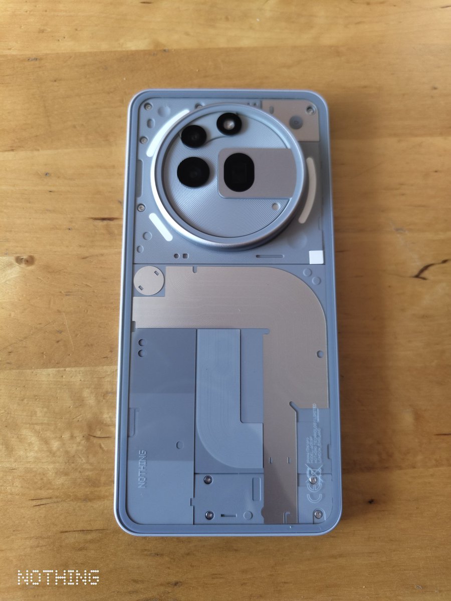 JosefZvolanek's tweet image. #DnesniPosta Nový mobil Nothing @nothing 3a PRO 256 GB/12 GB RAM +8 GB virtuální.  Nothing jako firmu mám moc rád ♥️, druhý mobil můj a sluchátka 🎧 fungují velmi dobře 🙏 Poměr cena výkon a hlavně skoro čistý Android a jemnou nástavbou Nothing 3.2 a pravidelné aktualizace!