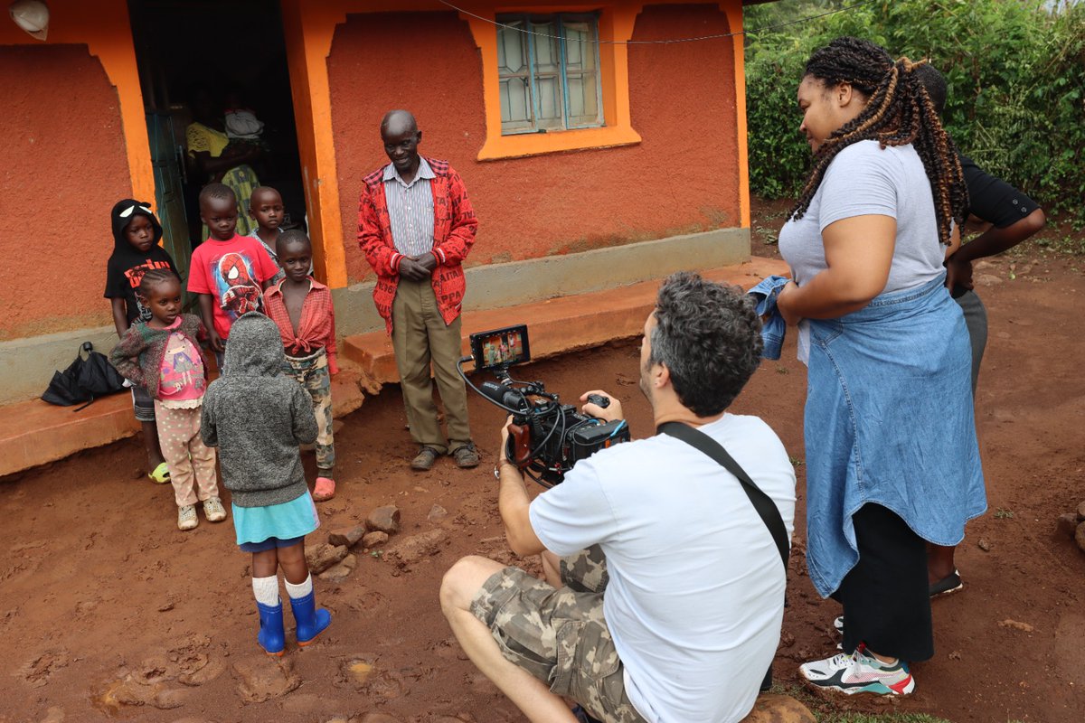 On a rainy afternoon in Awiti’s village, the Episcopal Relief Team, hosted by ADS Nyanza, spent time with the family. Shared gifts built a giraffe puzzle and captured beautiful moments.

A day of connection, laughter &amp; stories to remember.
<a href="/adsnyanza/">ADS-Nyanza</a> 
<a href="/EpiscopalRelief/">Episcopal Relief & Development</a>