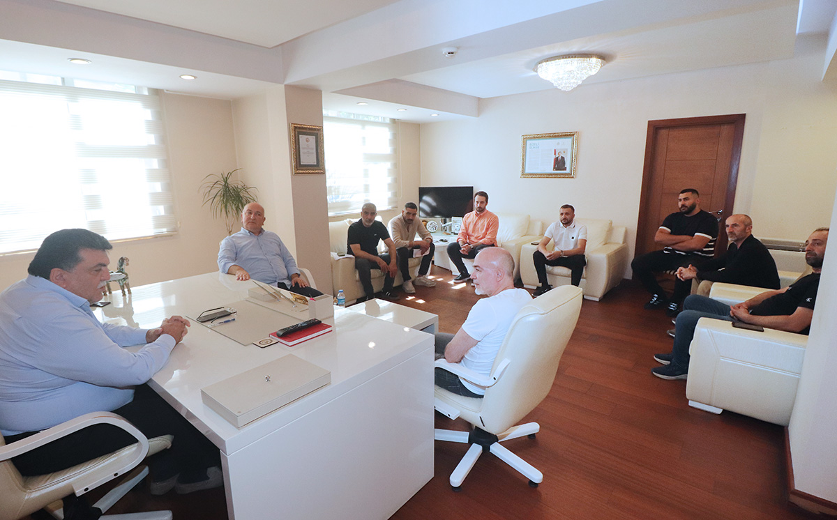 Yeniköy Mahallesi'nde Faaliyet Gösteren Üyelerimiz Odamızı Ziyaret Etti
Detaylar 🔗 rizetso.org.tr/H=3754
#rize #RizeTSO #TOBB