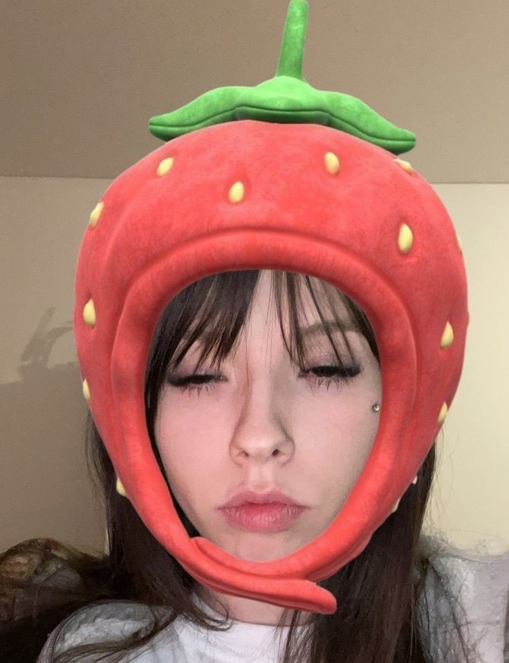 BadFaceFan's tweet photo. #saramalacara #badface https://t.co/P2rHA6db3U