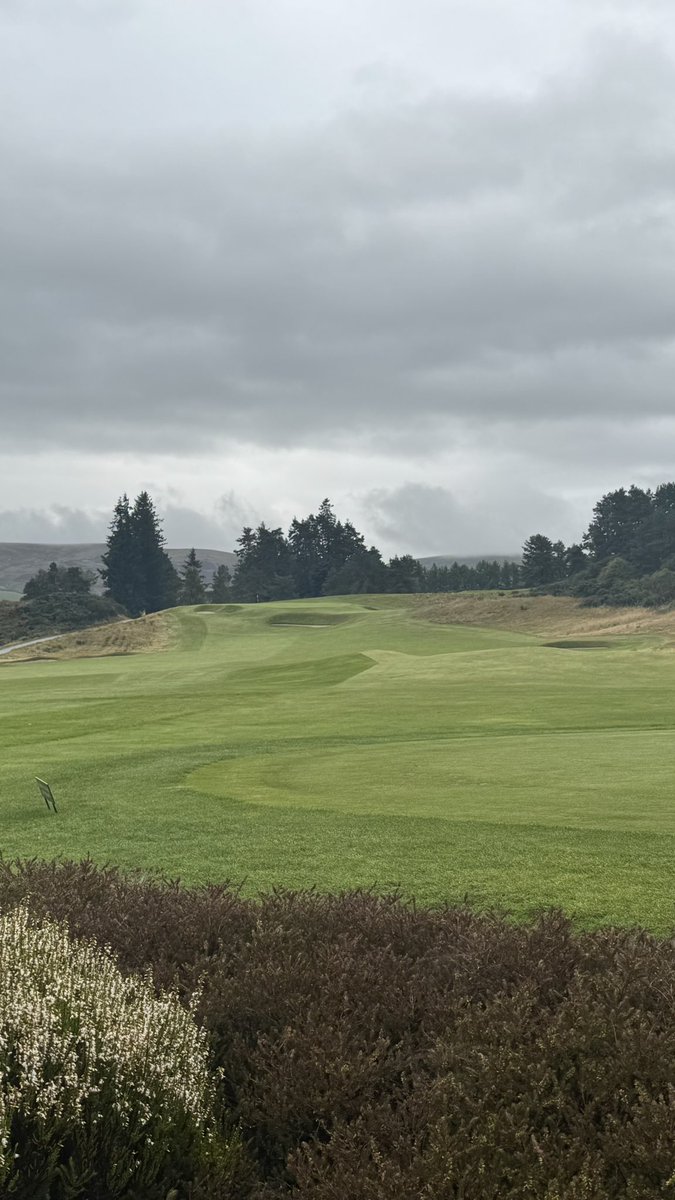 New clients of AGT from The Wakefield area enjoying the delights of beautiful

<a href="/GleneaglesGolf/">Gleneagles Golf</a> ❤️🏌🏽‍♂️

Playing superb golf across the 3 days
&amp; keeping well re fuelled I’m sure 🍻 

Kings      Course ⛳️
Queens  Course ⛳️
PGA        Course ⛳️

Enjoy your trip boys 
Play well 👊🏌🏽‍♂️