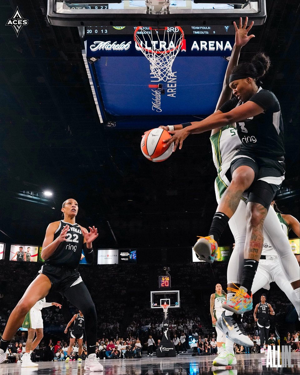 _jaynoesta's tweet photo. art. hang it in the Louvre. https://t.co/yUiHNNkpAZ