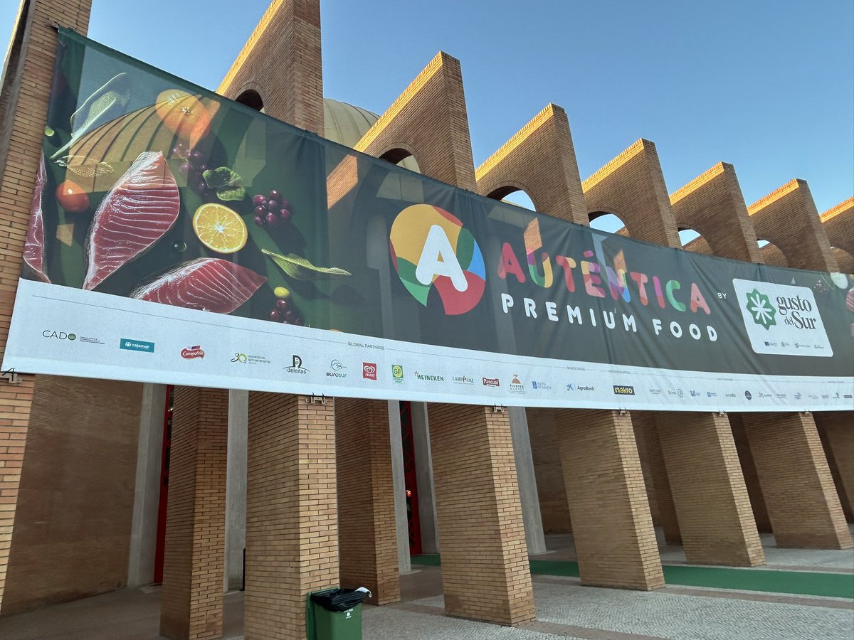 Buenos días!! Arrancamos la segunda jornada de <a href="/autenticafest/">Auténtica Premium Food</a> en <a href="/fibesevilla/">Fibes Sevilla</a> , feria para los profesionales de la industria alimentaria en la que #CoopsAgroAND es Global partner 👏👏👏👏👏👏