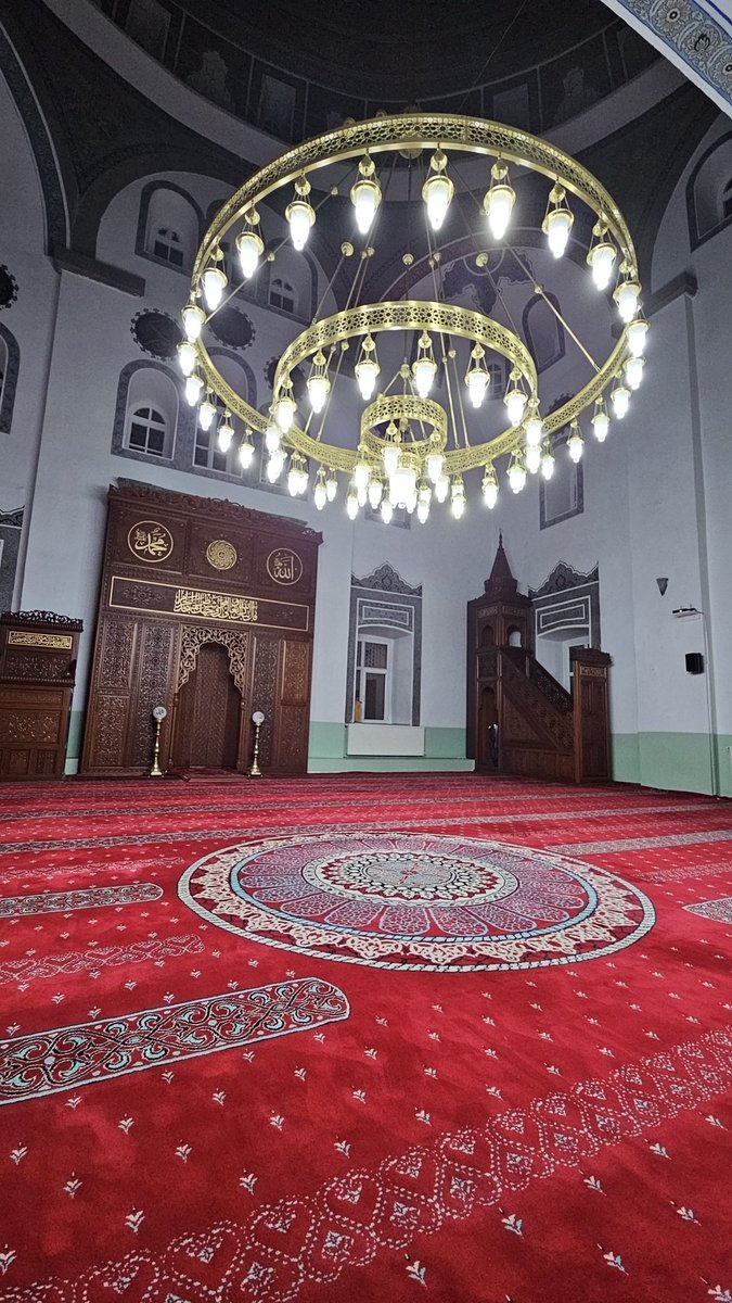 Kıyısından dönülen şey en hayırlı olandı üzse de kırsa da 
Bu yol hep imtihan