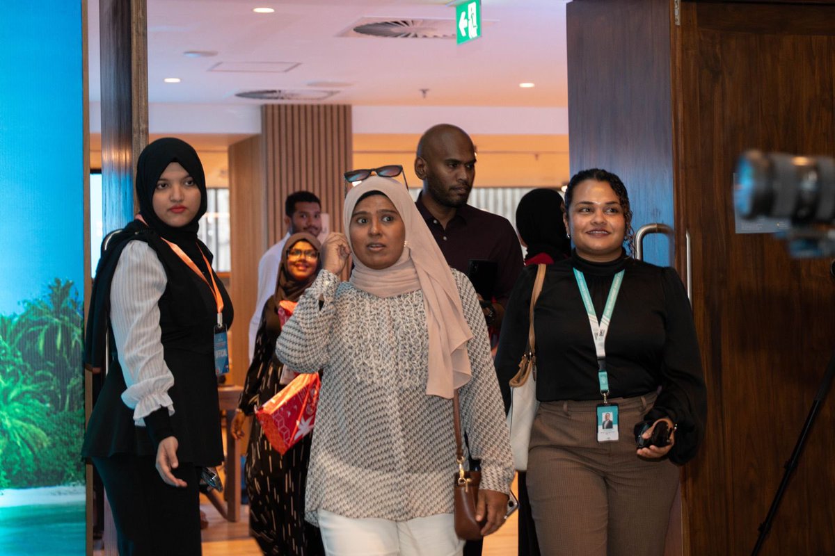 em_saeed's tweet image. Grateful to Alibaba.com, their General Manager, Global Development Center team, Co-Founder of Hangzhou Booster Technology, and Senior Service Manager for their invaluable support in today’s webinar:
“From Maldives to Global Markets – Unlocking E-Commerce with…