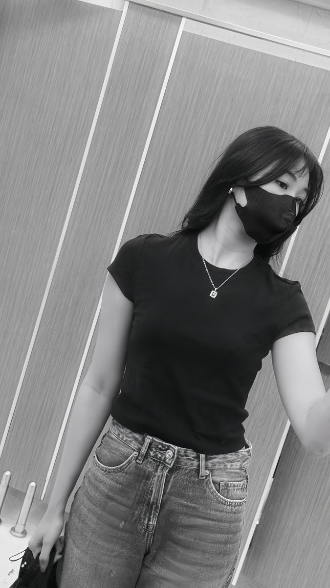 𝗴𝘆𝗻 (@shanophile) on Twitter photo idk why she ever thought she looks like a kiddie with bangs bc HELOOO MAMAA🫠🖤
<a href="/_shanindira/">Shani Indira</a> idk why she ever thought she looks like a kiddie with bangs bc HELOOO MAMAA🫠🖤
<a href="/_shanindira/">Shani Indira</a>