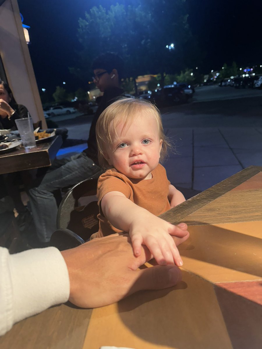 🤍👻 tweet media