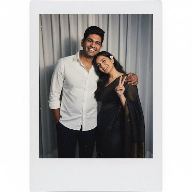 yuvigirlfan12's tweet photo. With my political crush !!

Cringe ani tlsu, cringe ani dhobbakandi 😏😏 https://t.co/HHCFtLFkiM