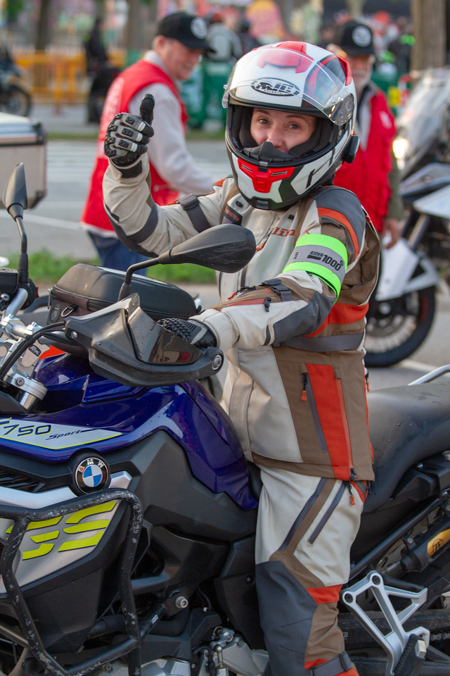 📱Las redes sociales son un canal importantísimo para haceros llegar toda la información de la #RIDER1000 y las #RIDER1000FAQS.
Ahora bien, si tenéis alguna incidencia o dudas sobre un caso concreto, lo tramitaremos solo a través del correo oficial: org@rider1000.com 📩