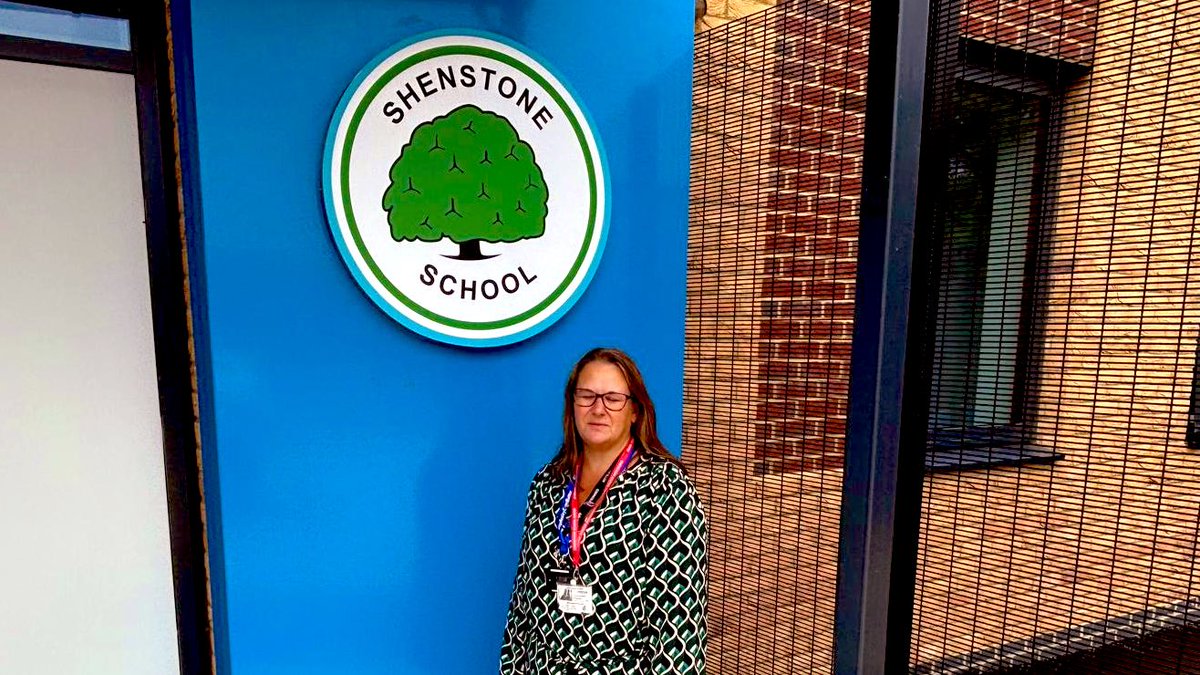 bexleynews's tweet photo. 👀 First look! 👀 
The newly expanded Shenstone School in Halt Robin Road in #Belvedere is open! 
Cabinet Member for Education, Cllr Caroline Newton @LineNewton has been to see this new facility for #SEND children in #Bexley. https://t.co/N2O2yVGDkB